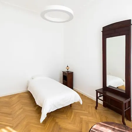 Апартаменты Art Nouveau - 210 M2 Рига