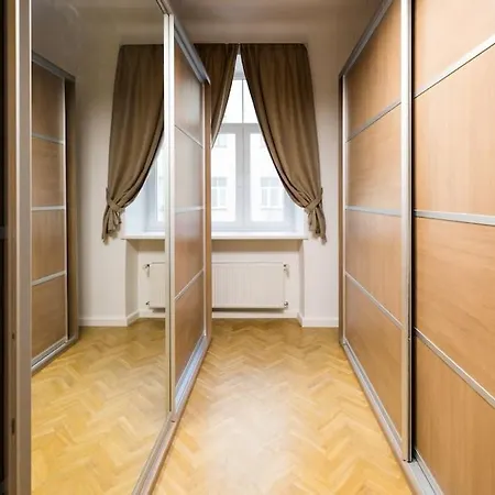 Art Nouveau - 210 M2 Διαμέρισμα