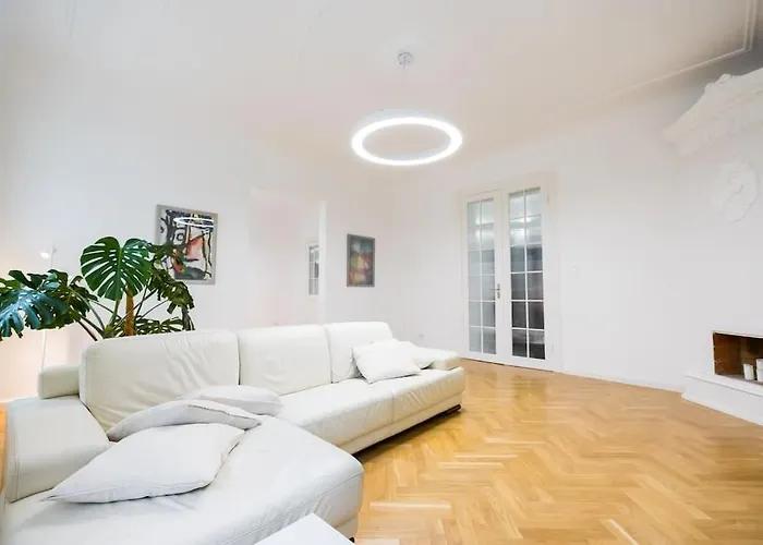 Apartament Art Nouveau - 210 M2